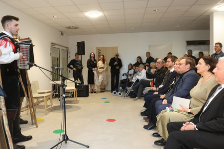 Slavnostna otvoritev Doma starejših občanov Bloke 06 Foto Ljubo Vukelič